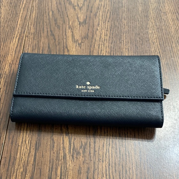 kate spade Handbags - Kate Spade Black Women's Wallet